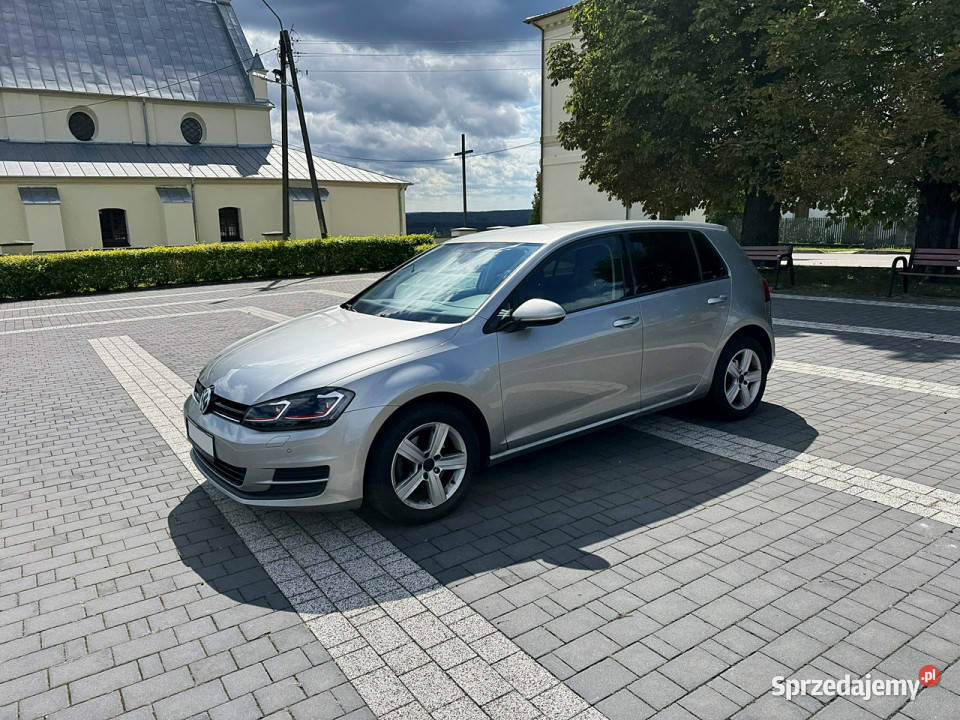 Volkswagen Golf VII 16 TDI 105 Led Navi 1598cm3