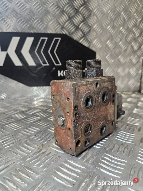 Sekcja rozdzielacz hydrauliczny Danfoss PVG 32 pomorskie sprzedam