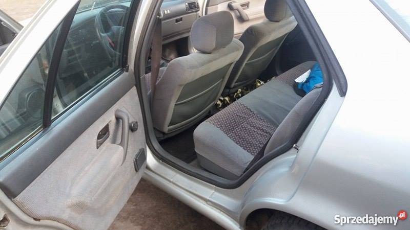 RENAULT 19 CHAMADE nieuszkodzony Trzcianka