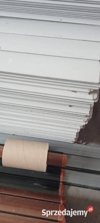 Roleta basenowa pływająca jasno szara Akcesoria basenowe Dom i Ogród Zbąszyń