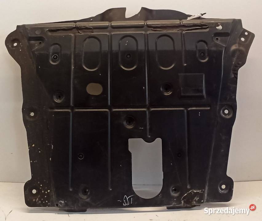 DACIA DUSTER II OSŁONA SILNIKA 758922676R osobowe