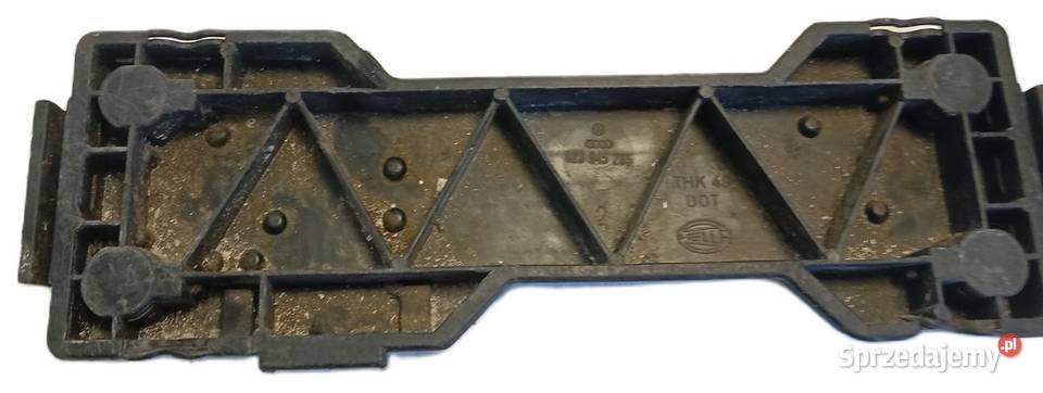 Wkład lampy tylnej lewej Audi 80 B1 sedan