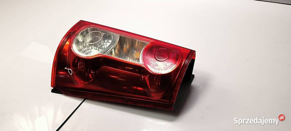 LAMPA PRAWA TYŁ DACIA LOGAN Lipno