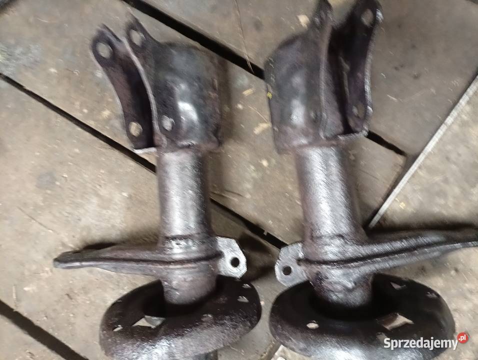 Obudowy amortyzatorów golenie audi 80 b4 sprzedam