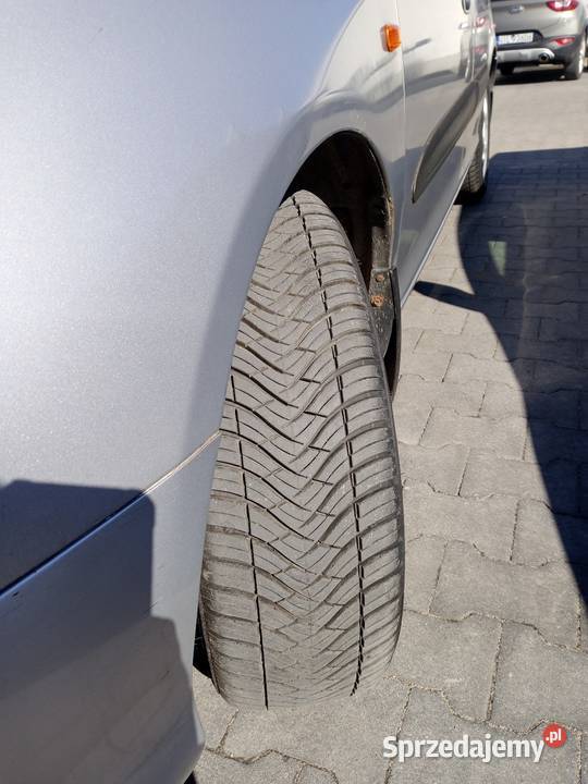 Honda Civic 14i mało Pali super Wygląda Hartowiec