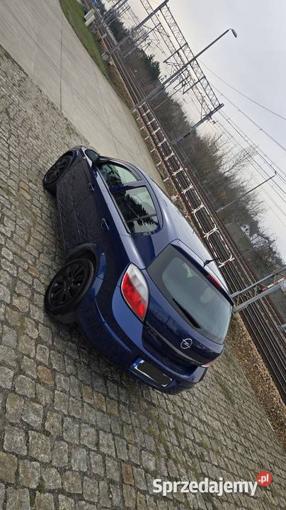 Opel Astra H 16 Benzyna ASR (kontrola trakcji) Mława