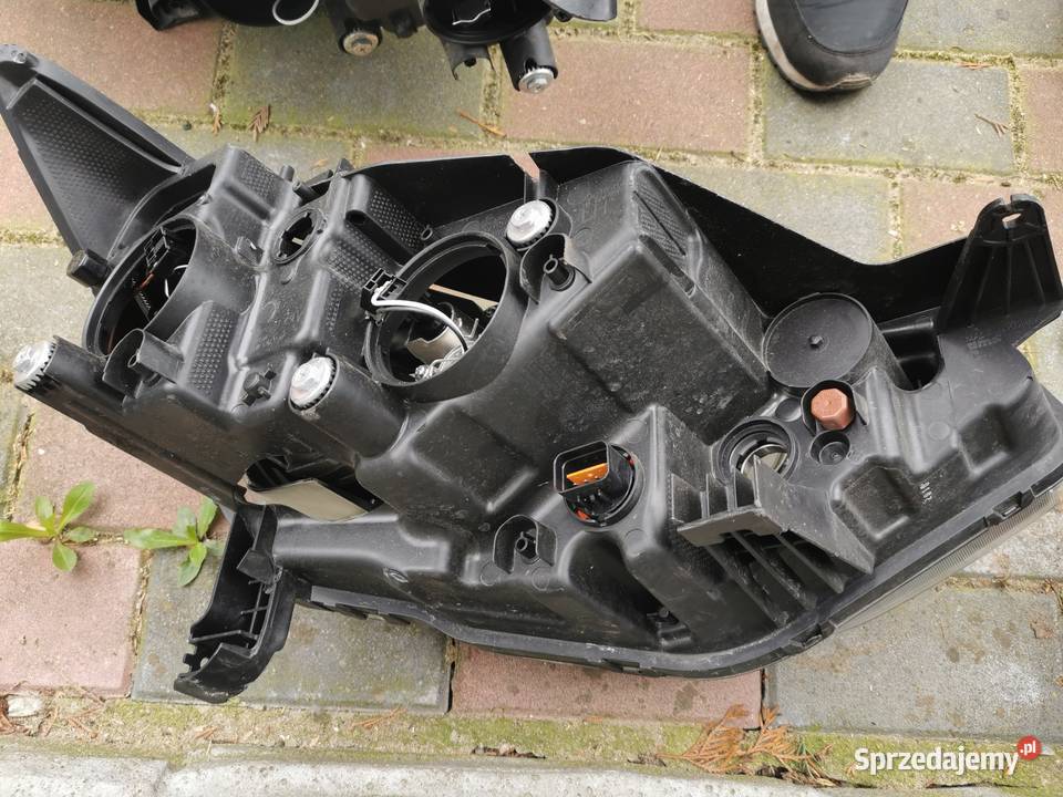 Lampa Lampy Prawa Lewa Dacia Duster Lift Oświetlenie Buk