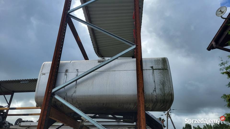 ALUMINIOWY PLASTIKOWY ZBIORNIK PALIWA MAN L 2000 pomorskie Sierakowice
