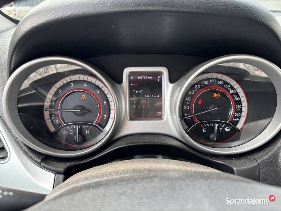 Dodge Journey 2012 36 7 osobowy lekko uszkodzony sprowadzony Motoryzacja mazowieckie