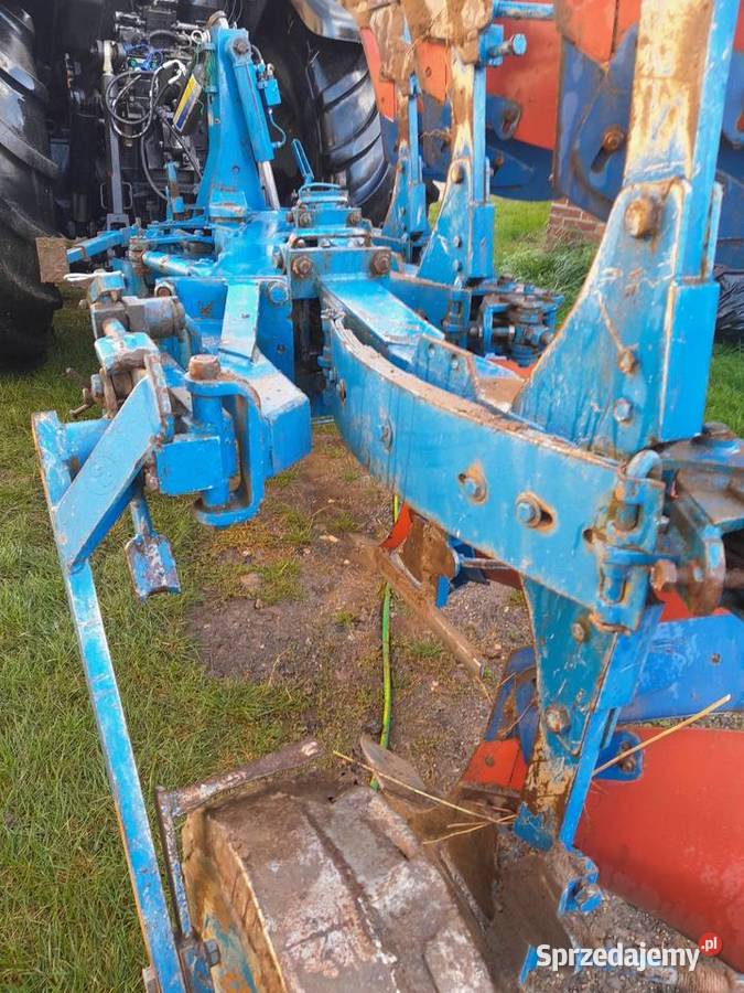 Sprzedam pług 4skibowy łódzkie Stanisławów