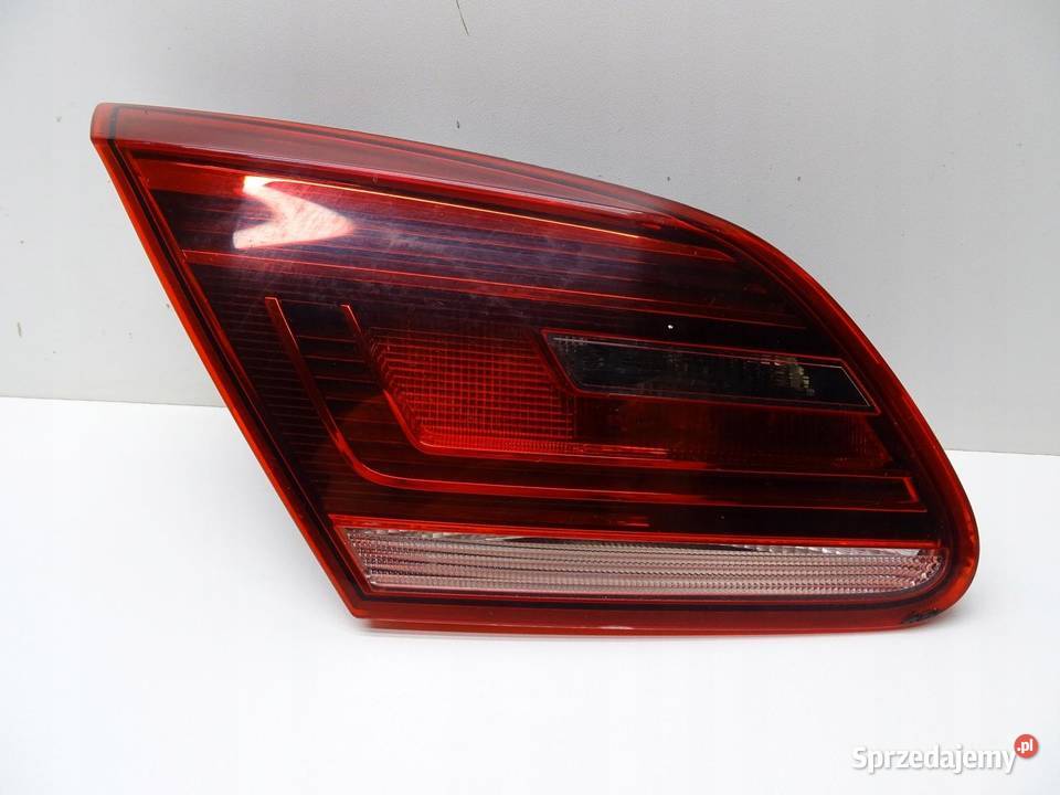 LAMPA LEWY TYŁ LEWA TYLNA W KLAPĘ 3C8945307Q VW