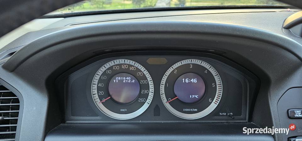 Volvo XC60 24 D5 Summum 205 Motoryzacja