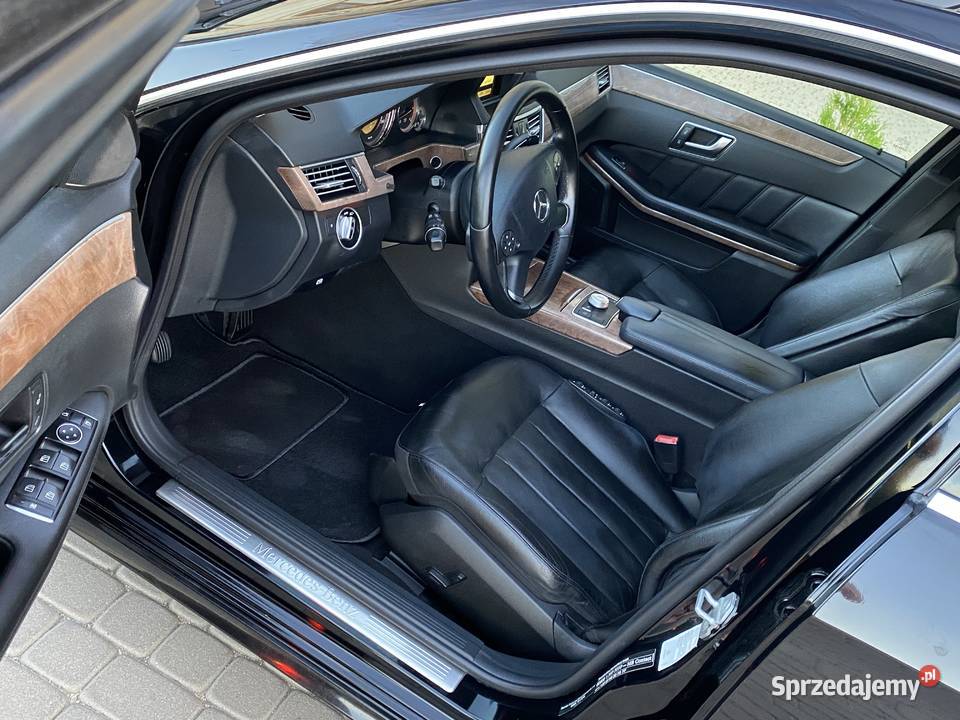 Mercedes E300CDI 231 Elegance 2011r BiXenon Rok produkcji 2012 Wrocław