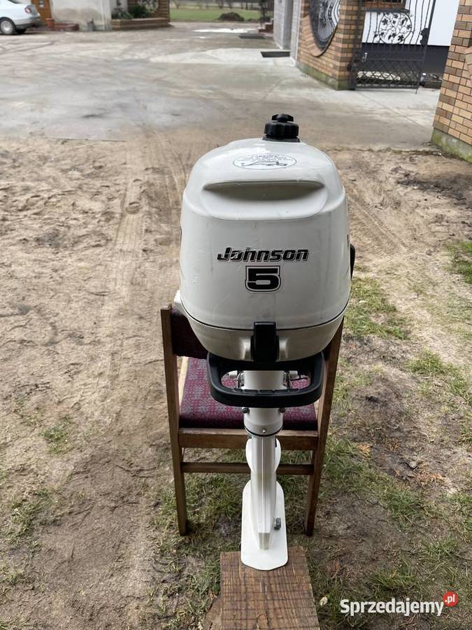 Silnik zaburtowy Johnson 5 4 sów 2006r Grajewo sprzedam