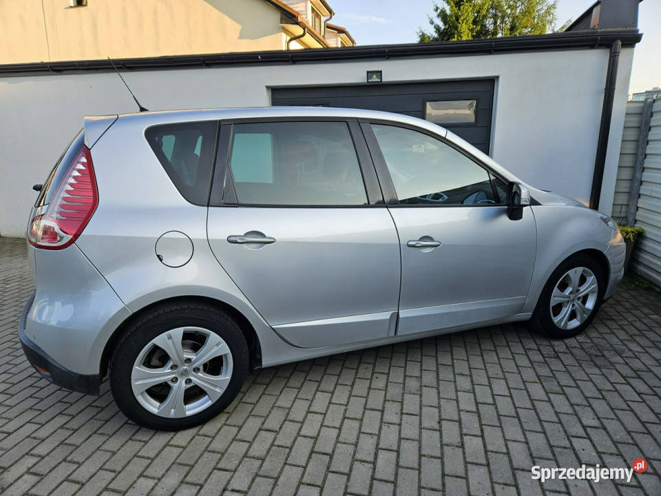 Renault Scenic 14 TCe 130 benzyna DOINWESTOWANY Gdynia sprzedam