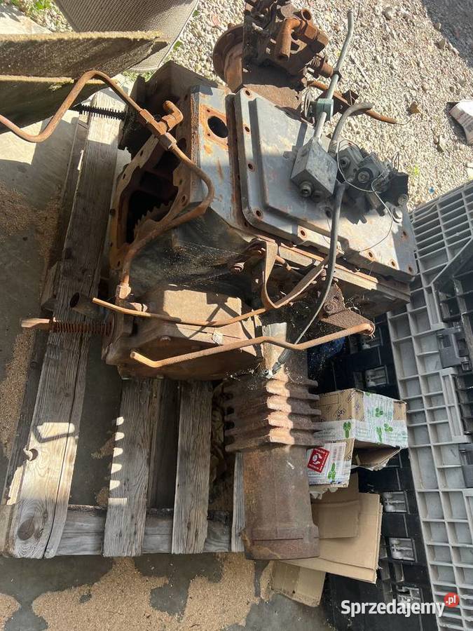 Obudowa tylnego mostu renault 7700098181 Turek sprzedam