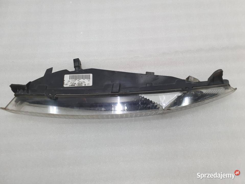 KIERUNKOWSKAZ PRAWY PRZÓD AUDI Q7 4L 4l0953042 Oświetlenie
