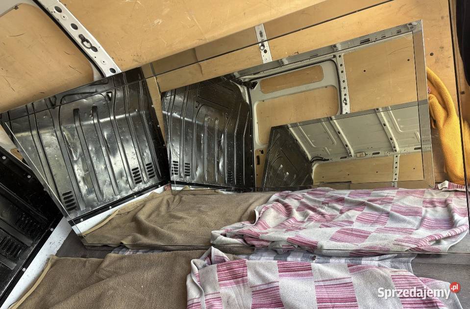 Sprzedam duze lustra z rama chromowana 25m x12 m zachodniopomorskie Chojna sprzedam