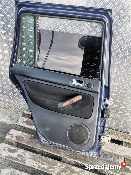 Drzwi Lewe Tylnie Volkswagen Bora Pozostałe lubelskie Wisznice