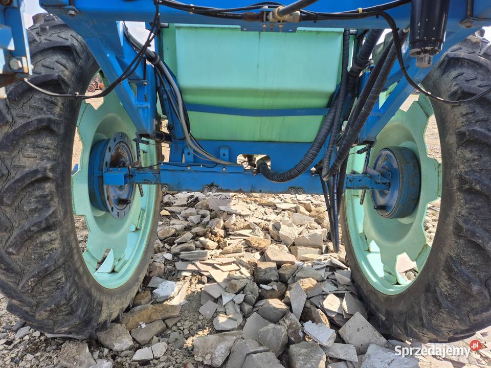 Opryskiwacz ciągany Blanchard ALUMINIOWE RAMIONA lubelskie Okrzeja sprzedam