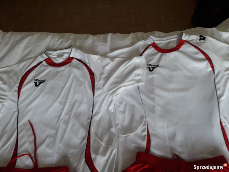 Strój komplet zestaw piłkarski koszulkaspodenki podlaskie Białystok