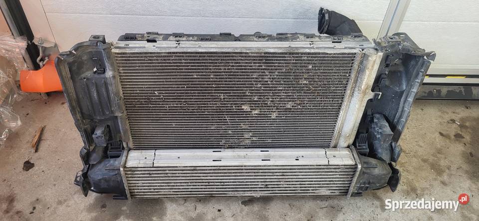 Sprzedam pas przedni z chłodnicami volvo xc70