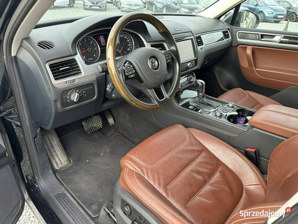 Volkswagen Touareg 30 V6 TDI 262 2016r Wojkowice