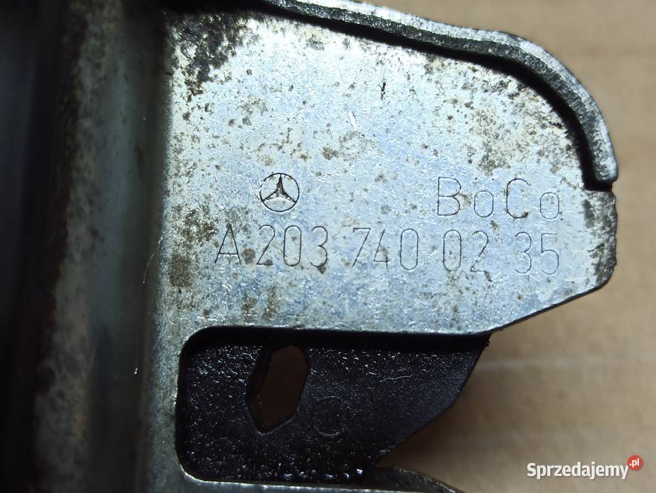 MERCEDES W203 Kombi Zamek bagażnika 2037400235