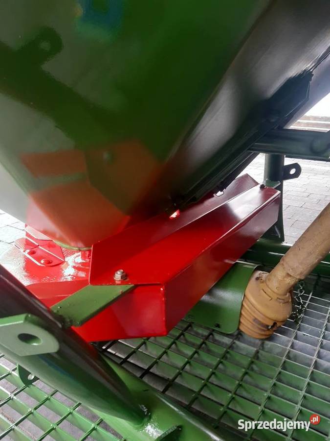 Rozsiewacz Amazone F 1004 Rozdrażew