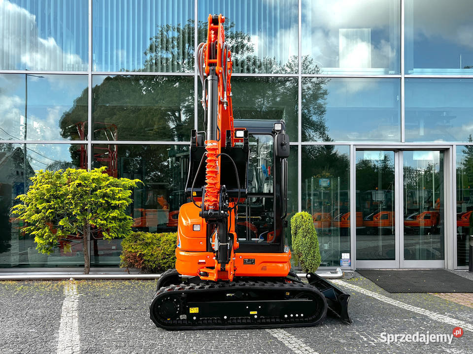 Nowa minikoparka gąsienicowa Lonking CDM 6025