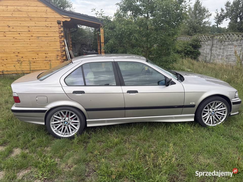 BMW E36 16 sedan sprowadzony