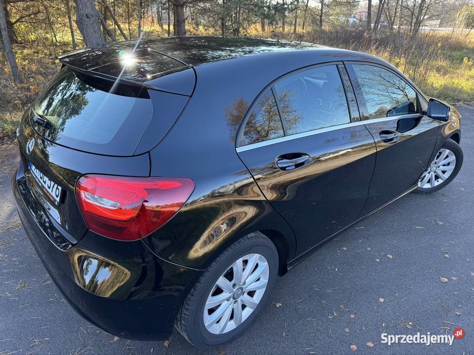 MERCEDESBENZ A180 16 Benzyna 2017r1 właściciel benzyna 180 Kroczyce