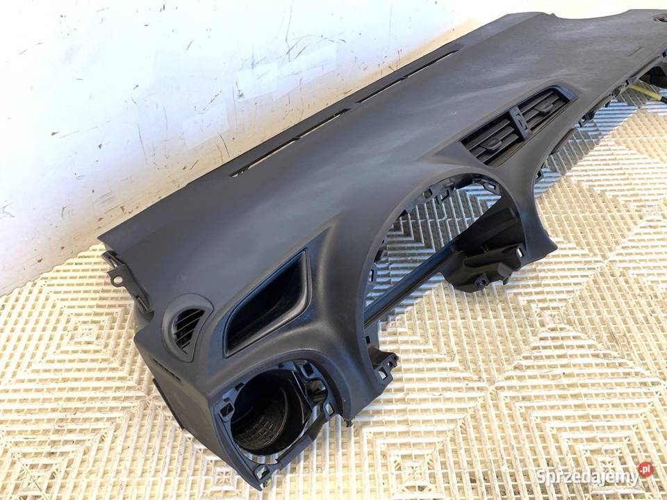 KOKPIT PODUSZKI PASY KOMPLET TOYOTA YARIS III Deski rozdzielcze, konsole sprzedam