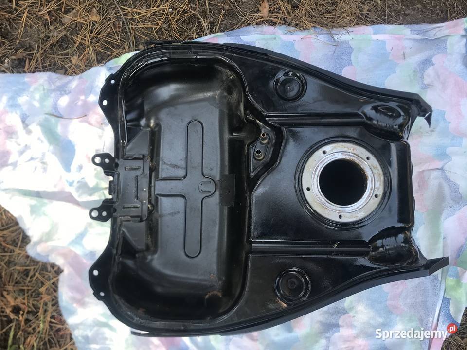 Suzuki GSXR K8 k9 L0 zbiornik paliwa boczne Otwock
