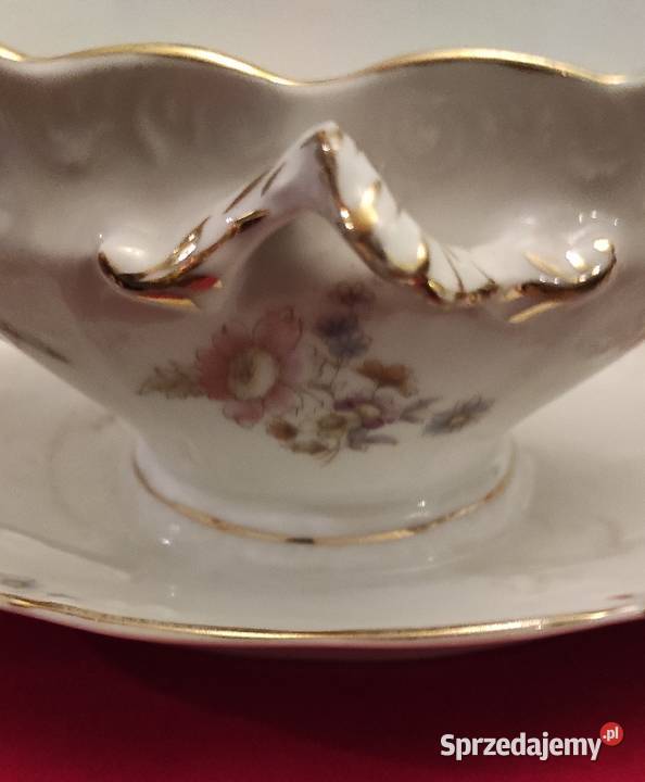 Sosjera
Styl Chippendale
Porcelana w białym łódzkie sprzedam