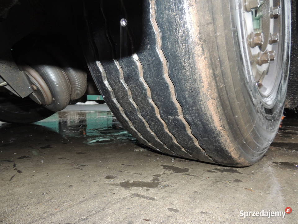 Naczepa silos cysterna do paszy 3 osiowa Warszawa