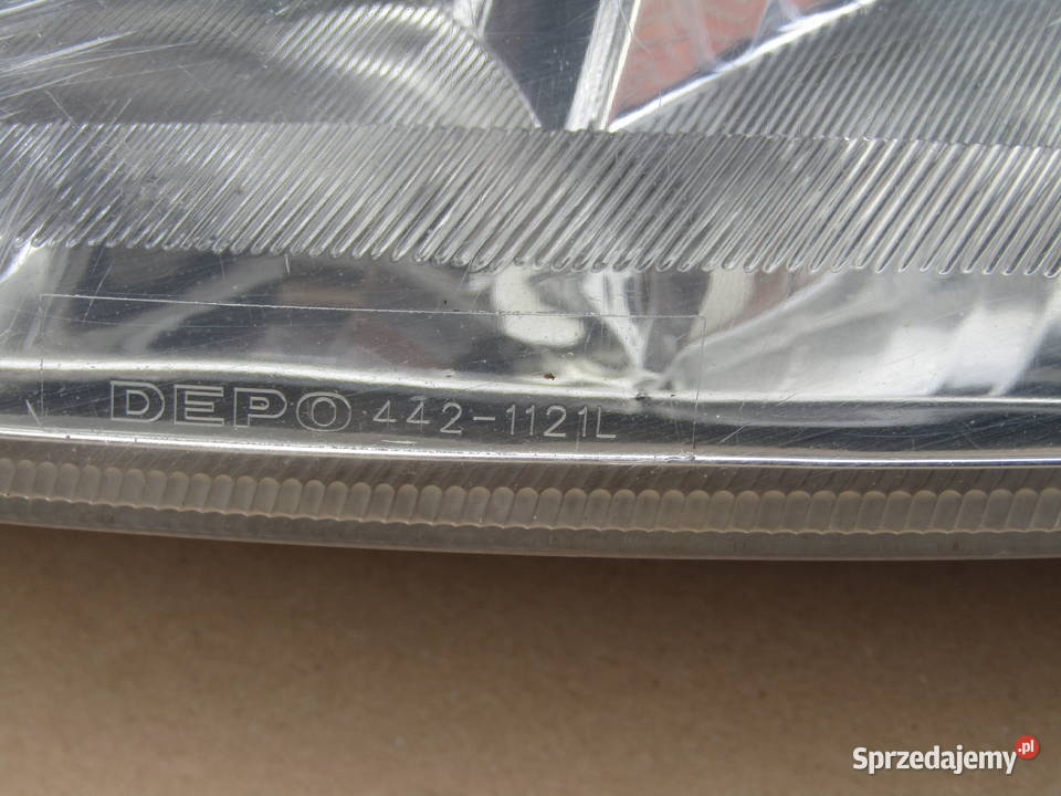 LAMPA PRZEDNIA LEWA OPEL VECTRA B LIFT 4421121L osobowe Oświetlenie Mysłaków