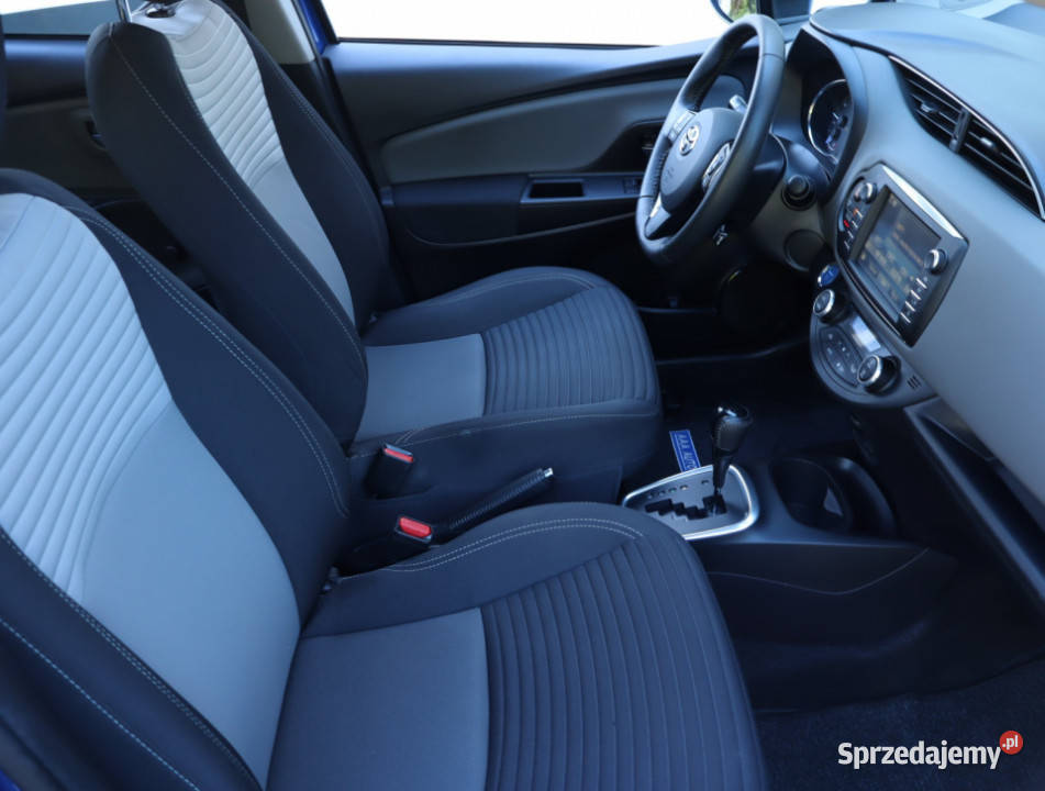 Toyota Yaris 15 Hybrid centralny zamek Piaseczno