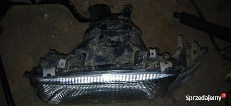 Lampy przednie audi 80 b3