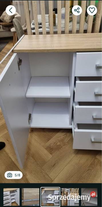 Biała komoda z szufladami i półkami