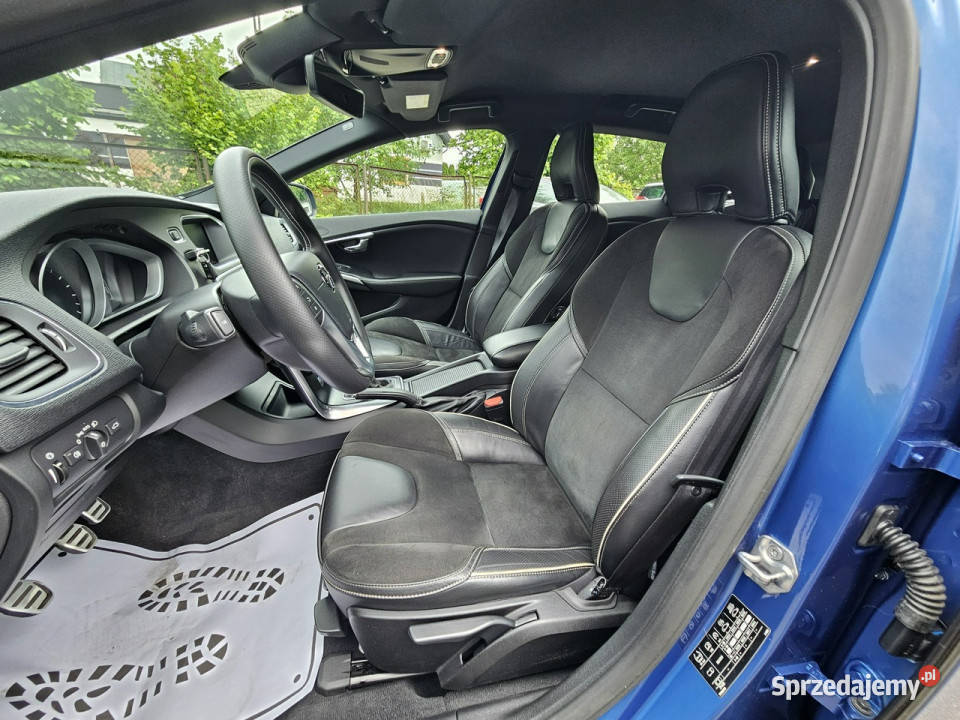 Volvo V40 20 benzyna RDesign 100 Fabryczny kamera cofania Opoczno