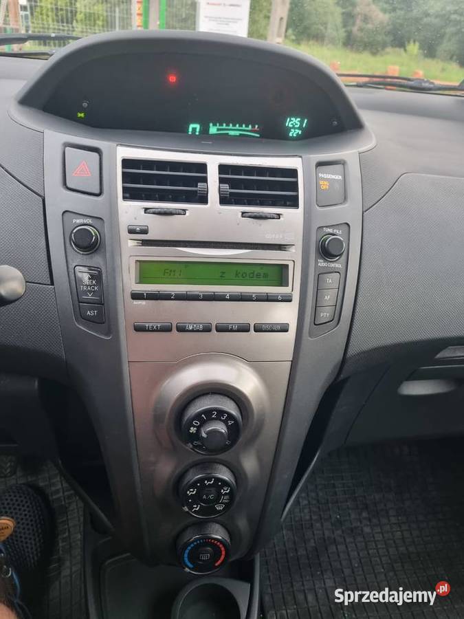 Toyota Yaris r2011 Grodzisk Mazowiecki