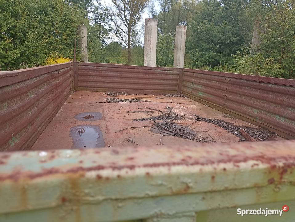 Rozrzutnik obornika przyczepa do bel Przyczepy rolnicze Radocza