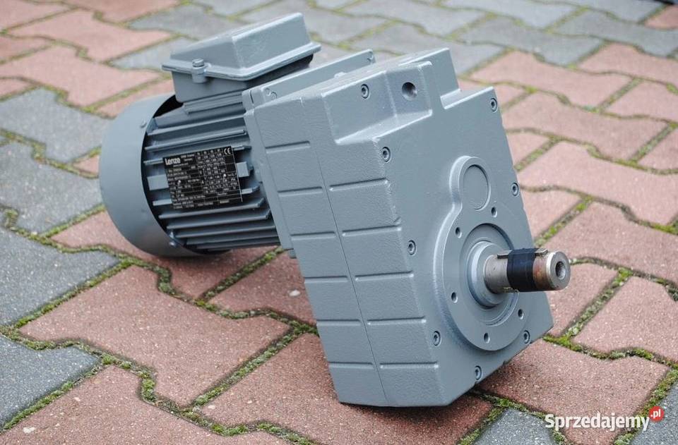 Motoreduktor 055kw 20obr Firmy LENZE Pozostałe lubuskie
