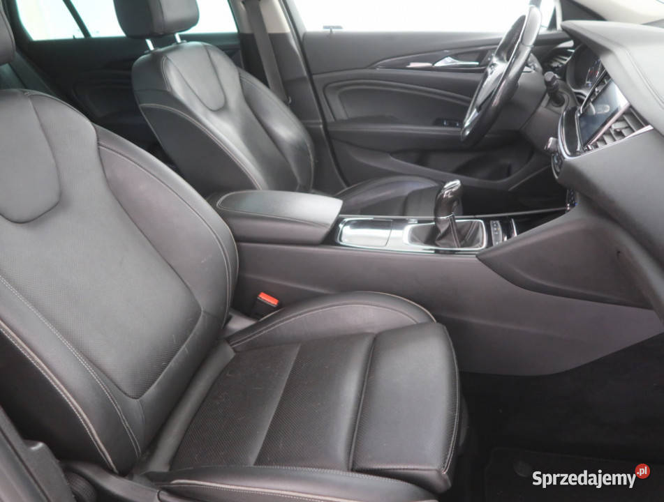Opel Insignia 16 CDTI podgrzewane fotele