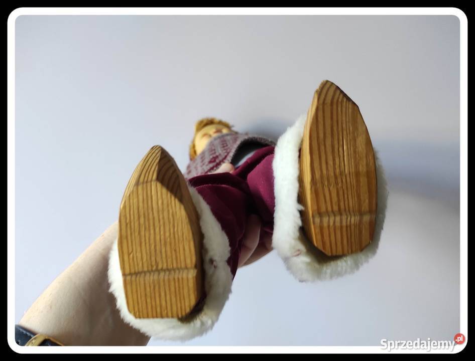 Kolekcjonerska lalka chłopiec drewniane nogi 35 Płock