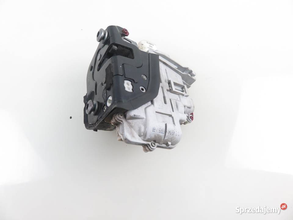ZAMEK PRAWY PRZEDNI AUDI A6 C6 4F1837016 osobowe sprzedam