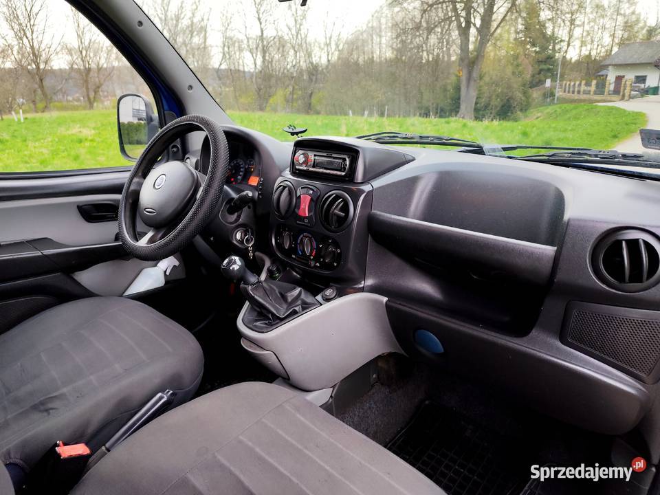Fiat Doblo Lift 19 Multijet 2009 Osobowe Rok produkcji 2009
