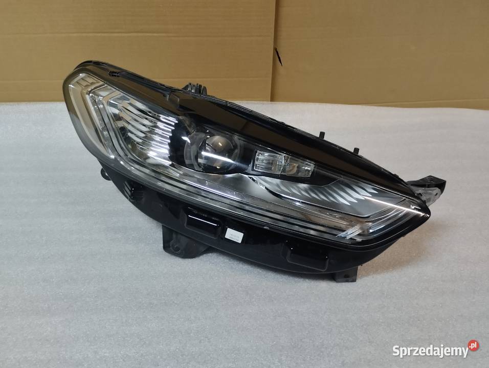 Lampa prawa do Ford mondeo MK 5 osobowe Lampy przednie Lampy przednie
