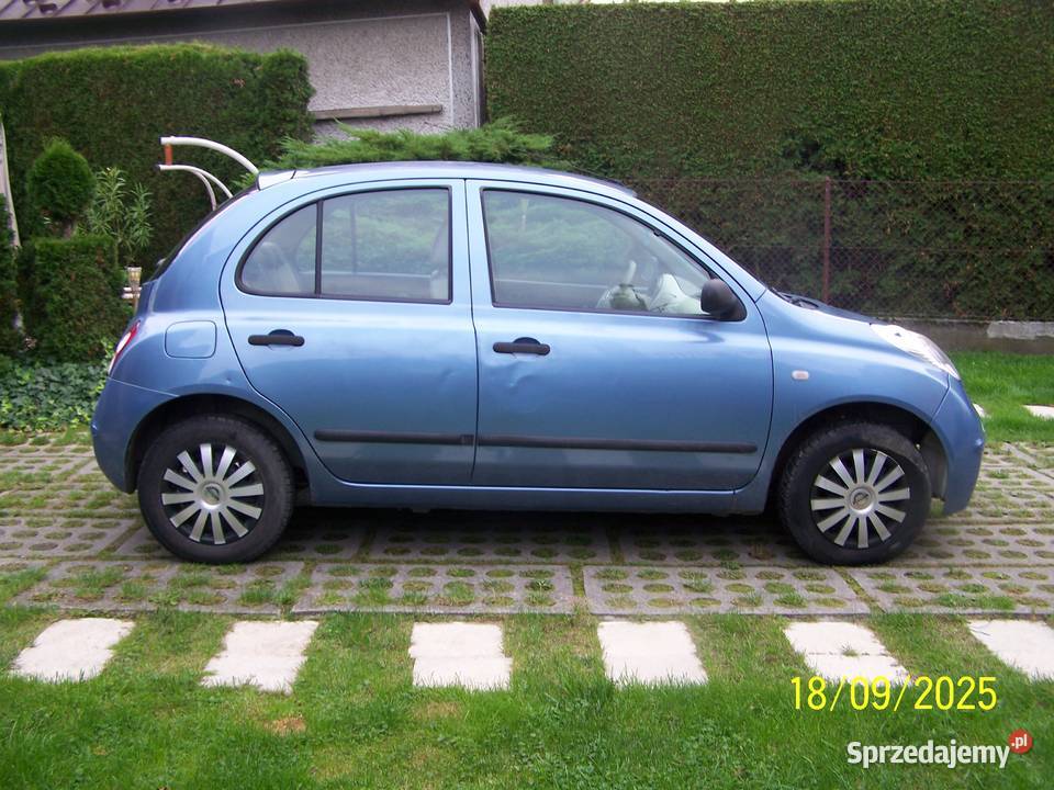 Micra 12 80 liftingu 2006r 5 drzwi okazja niebieski Micra Tarnów